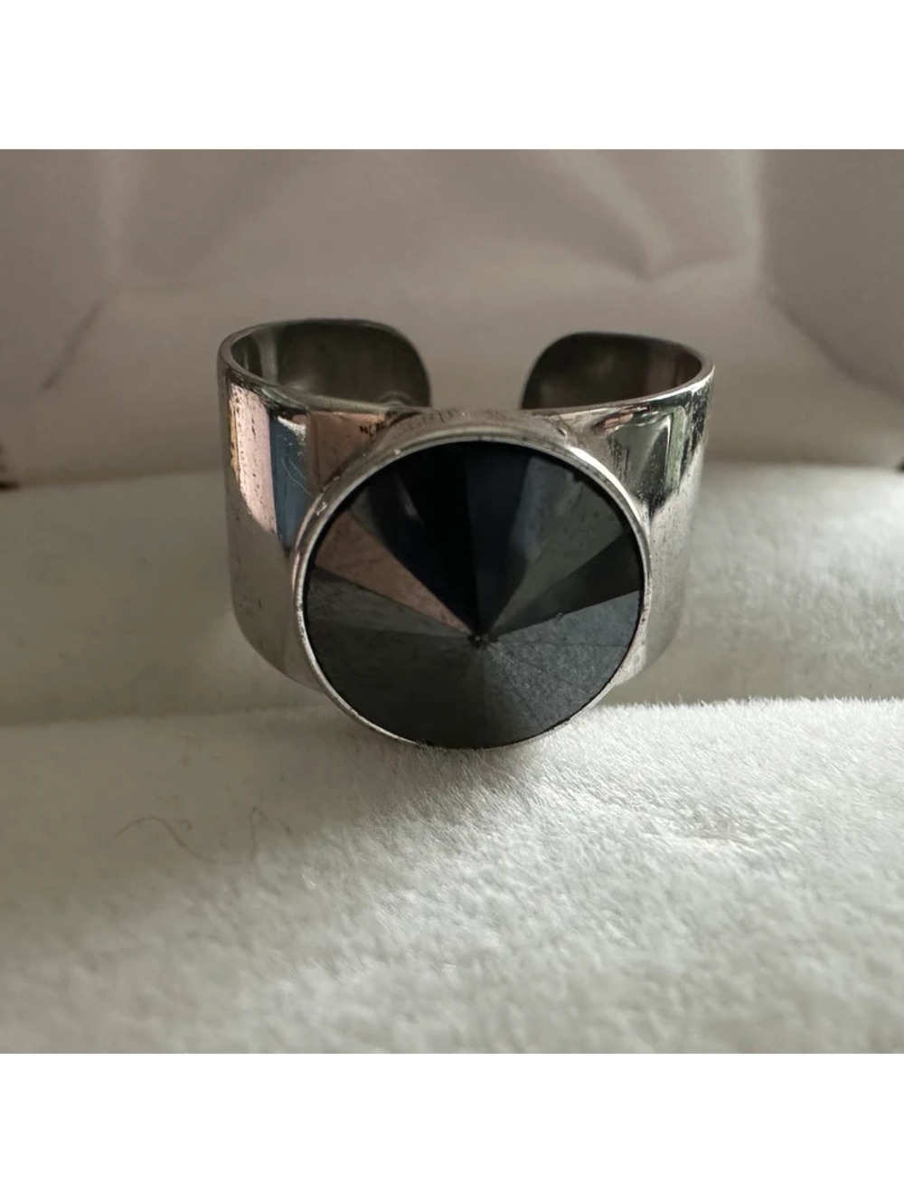 Vintage Sarah Coventry Black Faceted Stone Adjustable Ring Silver Tone Signed